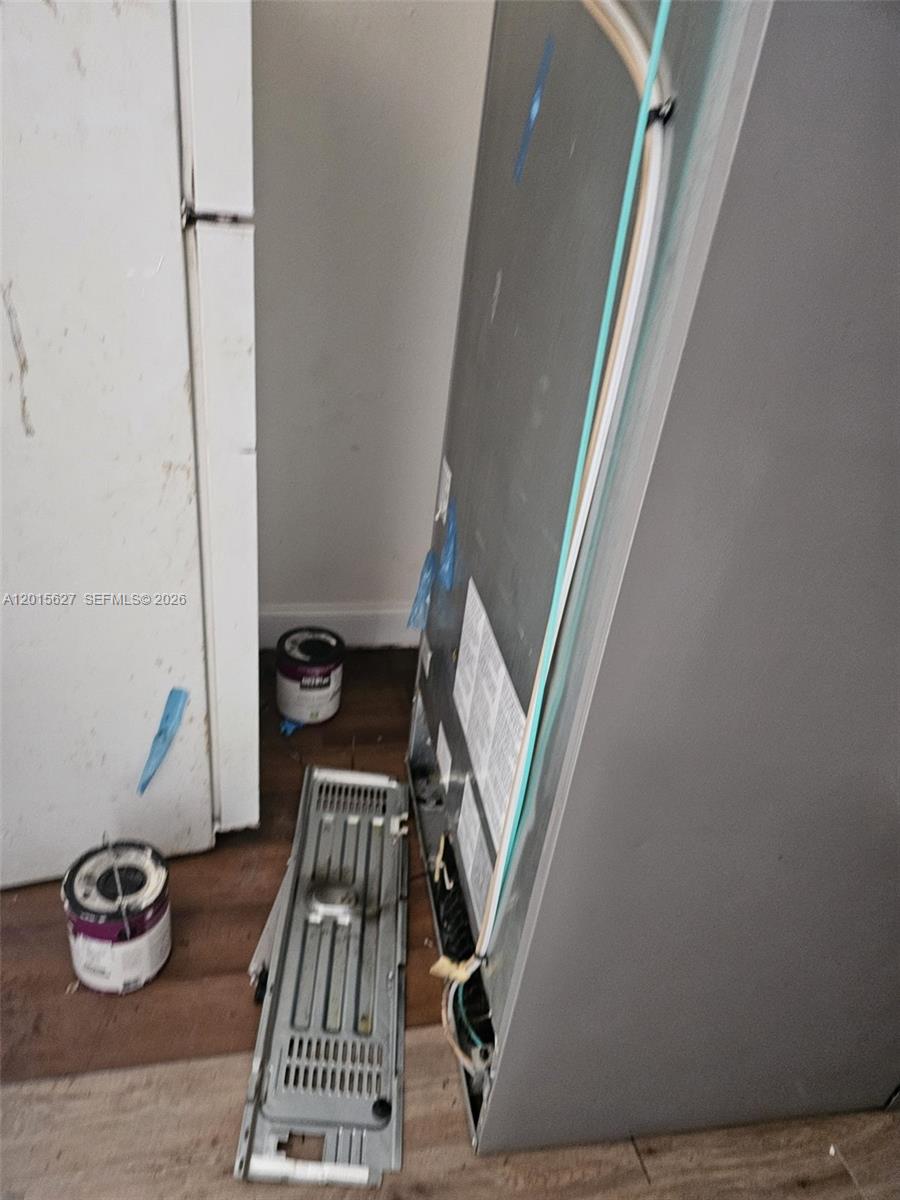 Ver detalles 1717 3 / 2 1352 sq. ft. $ 2026-05-08 0 foto