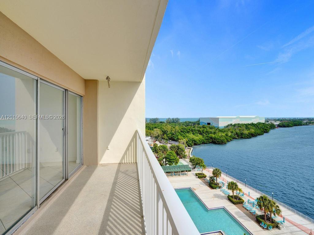 906 3 / 3 1570 sq. ft. $ 2026-05-08 0 Photo