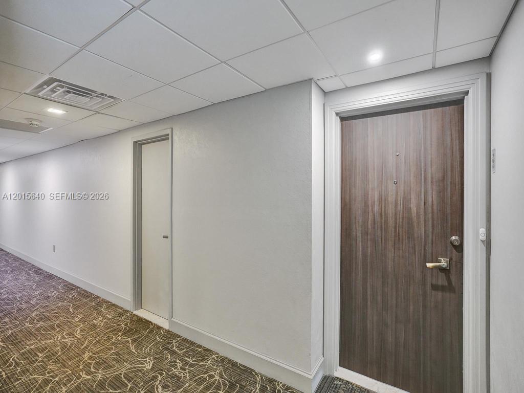 906 3 / 3 1570 sq. ft. $ 2026-05-08 0 Photo