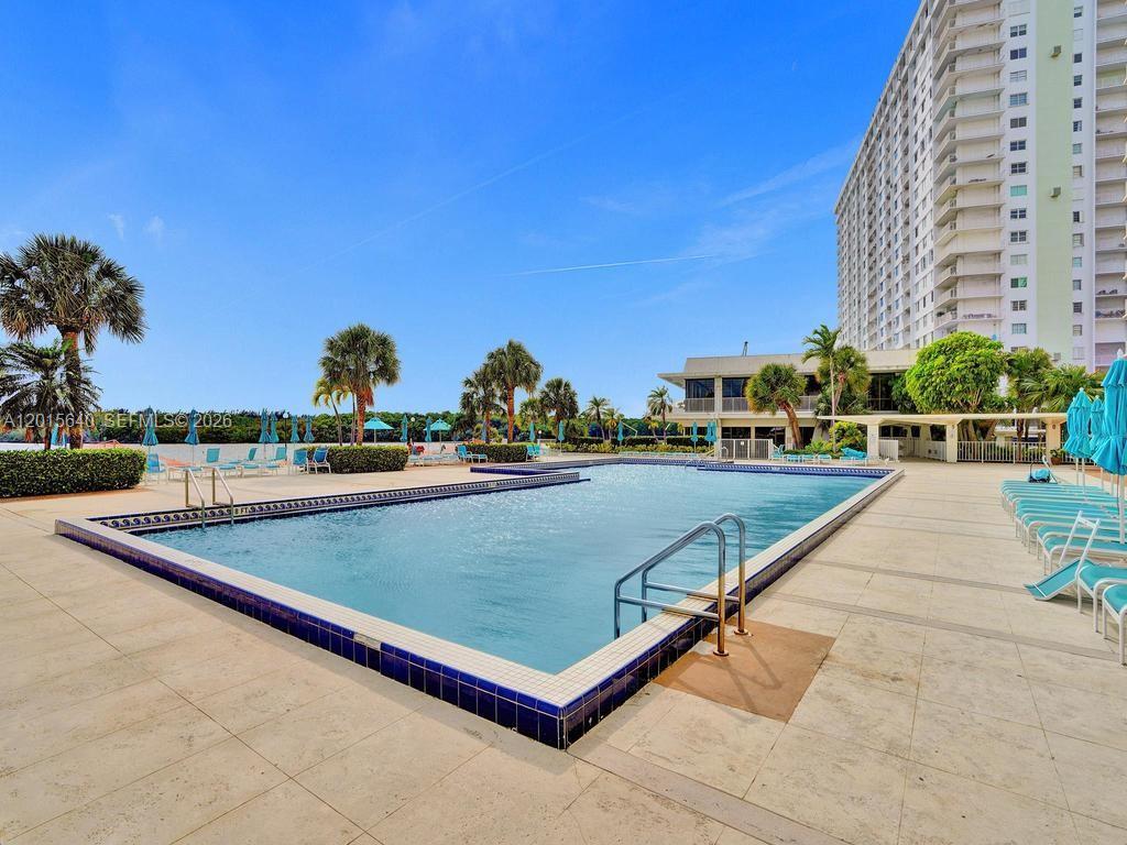 906 3 / 3 1570 sq. ft. $ 2026-05-08 0 Photo