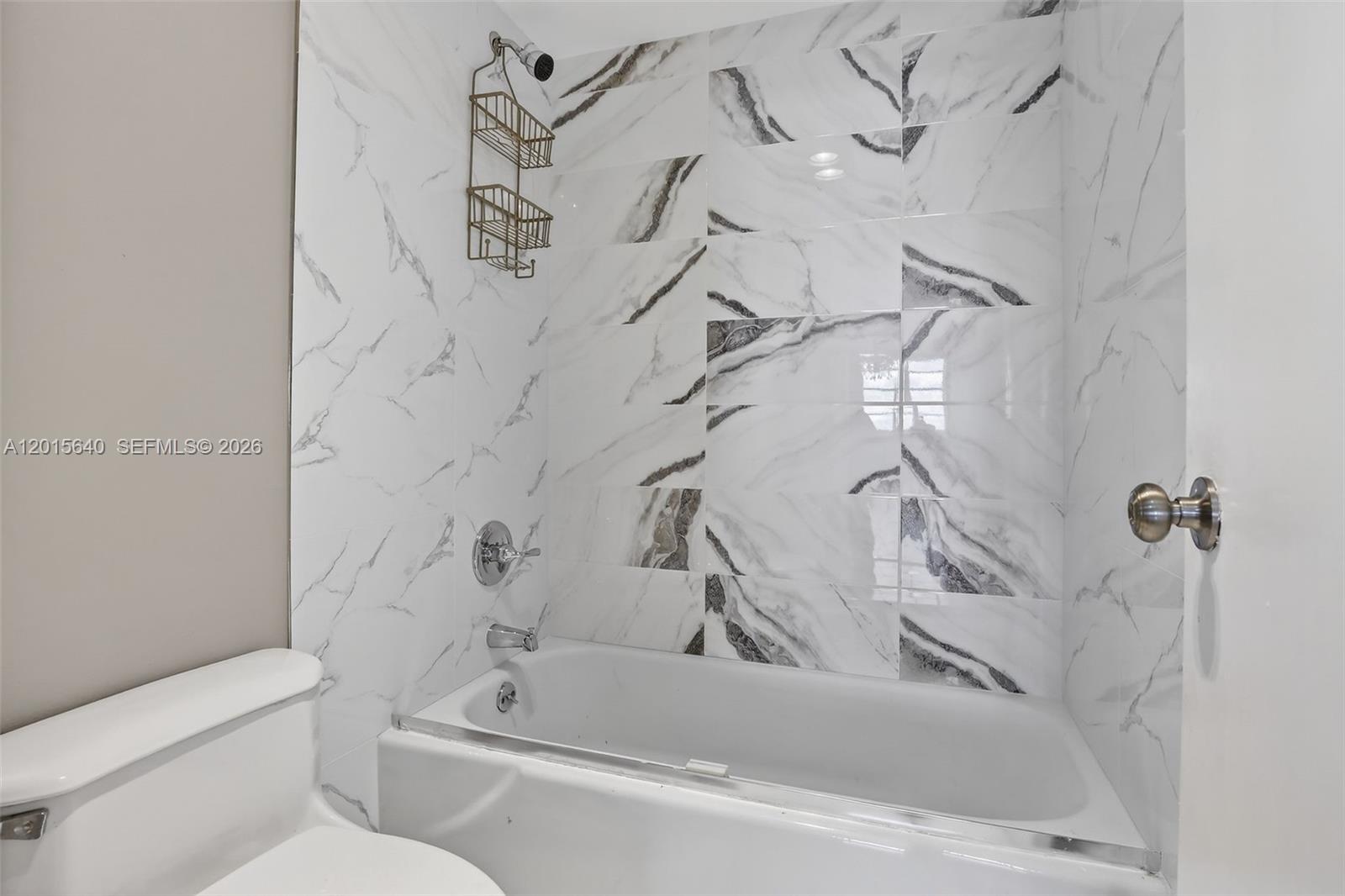 906 3 / 3 1570 sq. ft. $ 2026-05-08 0 Photo
