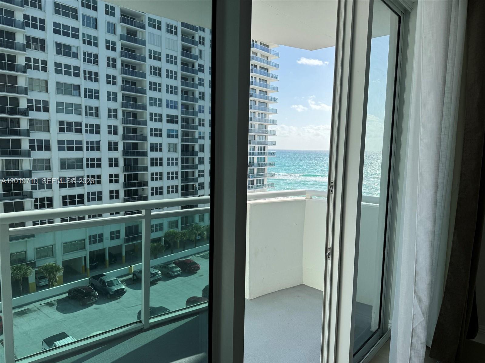 Photo of 3001 Ocean Dr  #703, Hollywood, Florida, 33019 - 