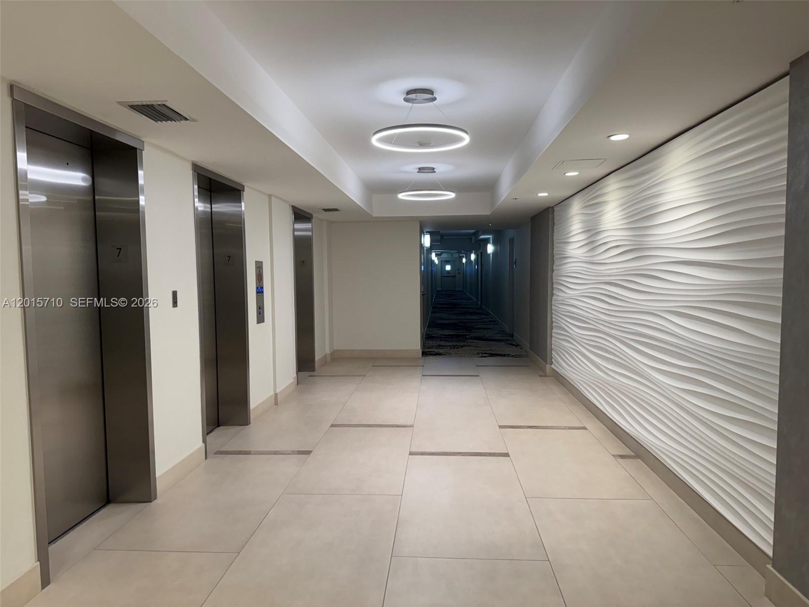 Photo of 3001 Ocean Dr  #703, Hollywood, Florida, 33019 - 