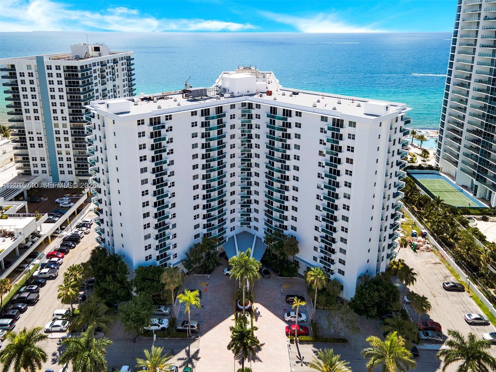 Photo of 3001 Ocean Dr  #703, Hollywood, Florida, 33019 - 