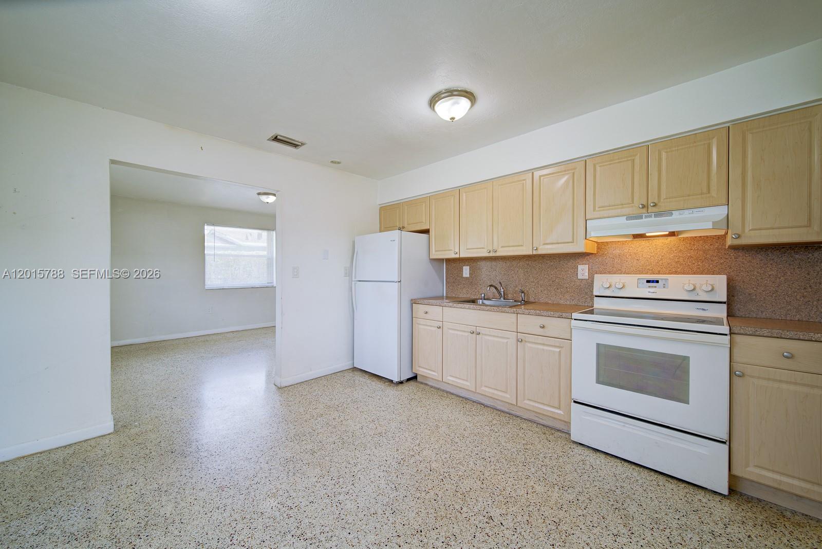   /  2369 sq. ft. $ 2026-05-08 0 Photo