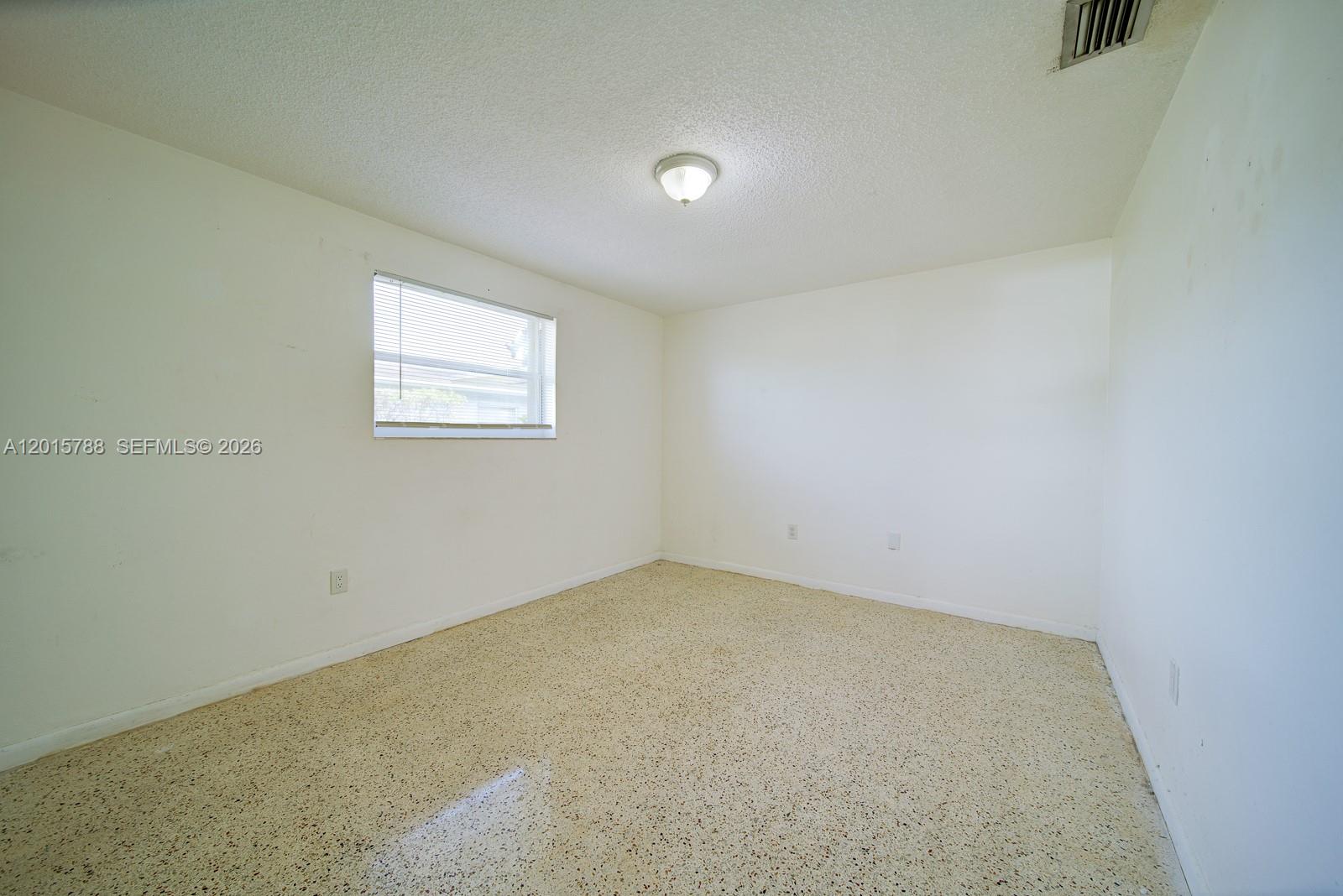   /  2369 sq. ft. $ 2026-05-08 0 Photo