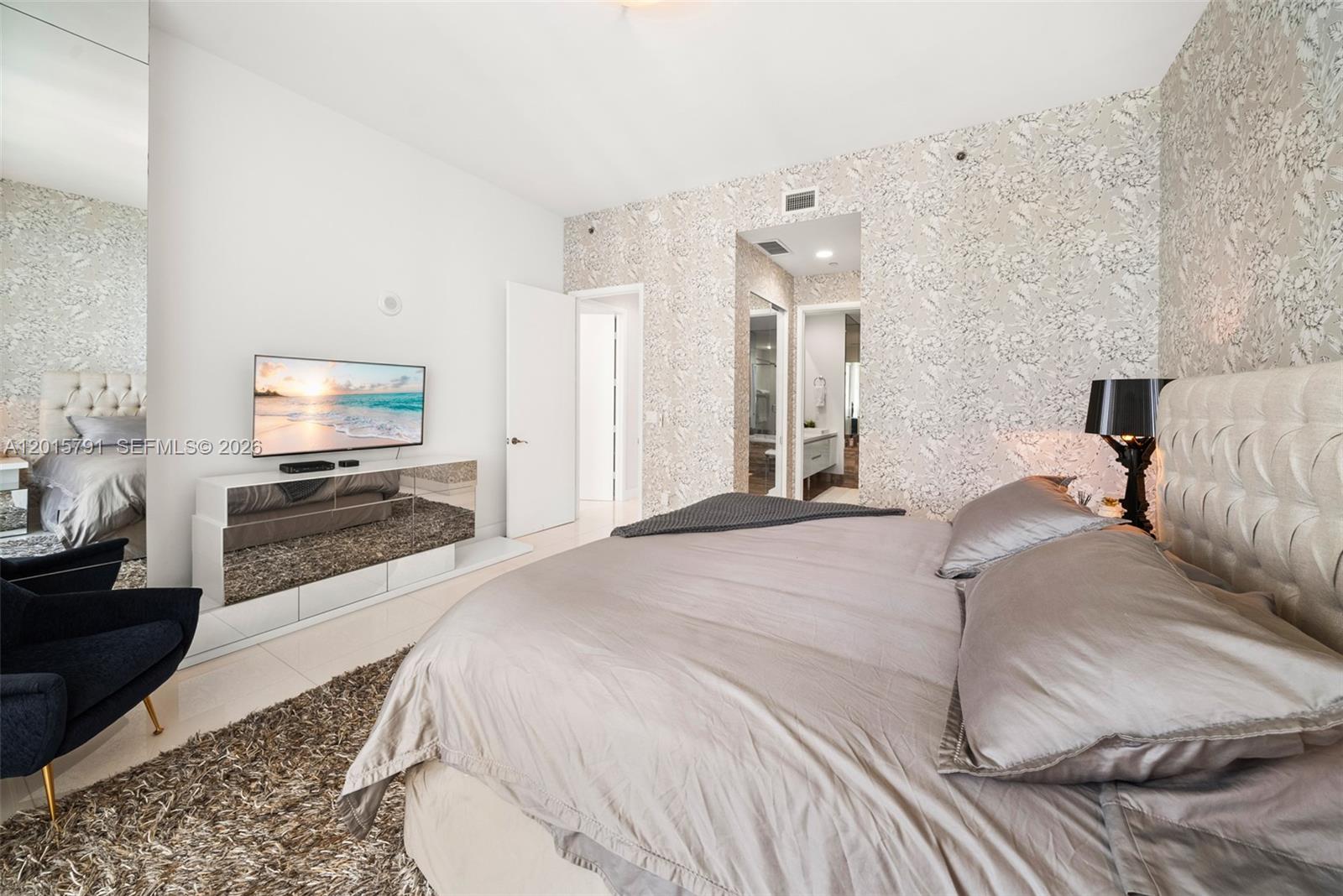3302 3 / 4 1979 sq. ft. $ 2026-05-08 0 Photo