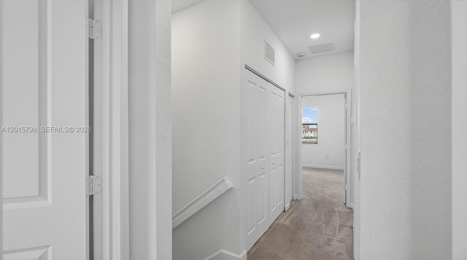 23029 3 / 3 1442 sq. ft. $ 2026-05-08 0 foto