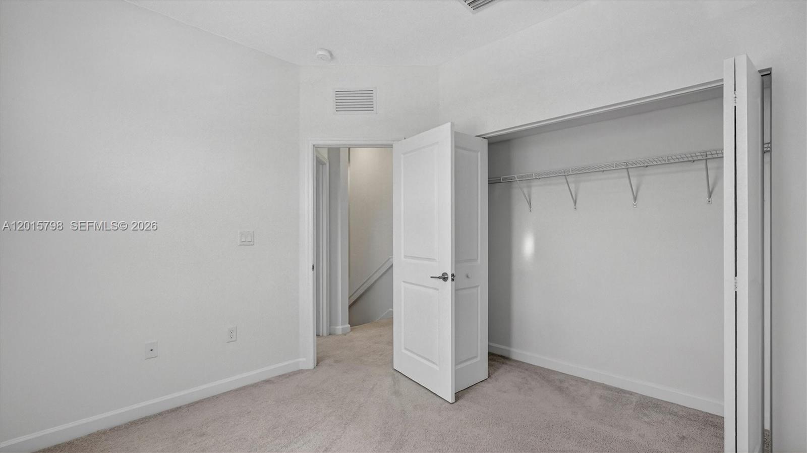 23029 3 / 3 1442 sq. ft. $ 2026-05-08 0 foto
