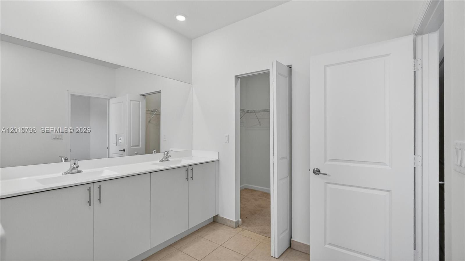 23029 3 / 3 1442 sq. ft. $ 2026-05-08 0 foto