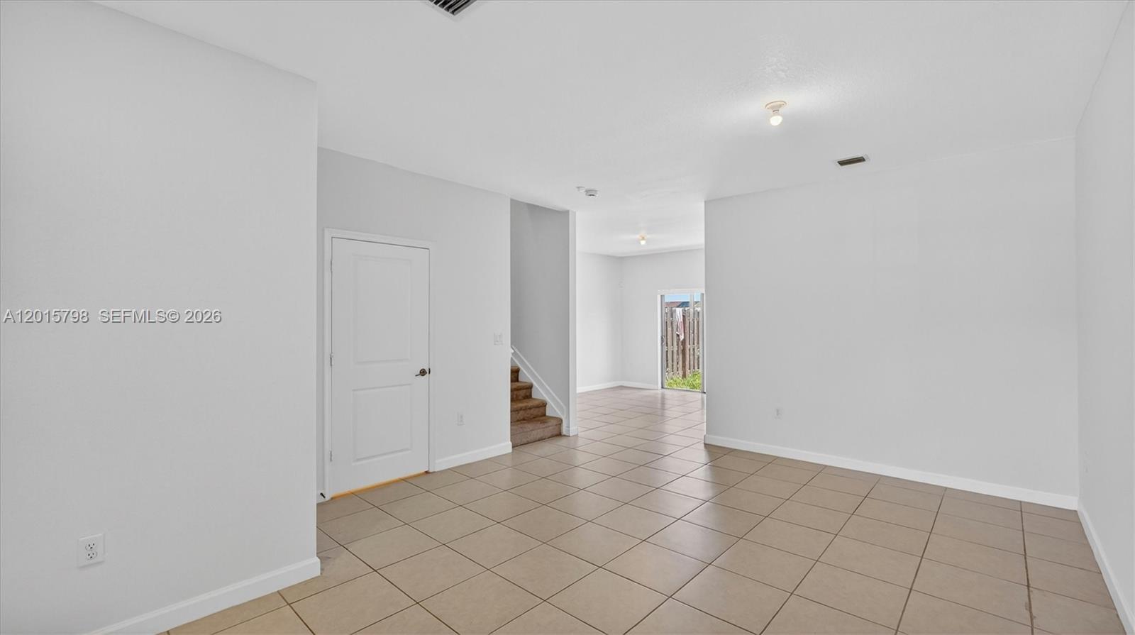 23029 3 / 3 1442 sq. ft. $ 2026-05-08 0 foto