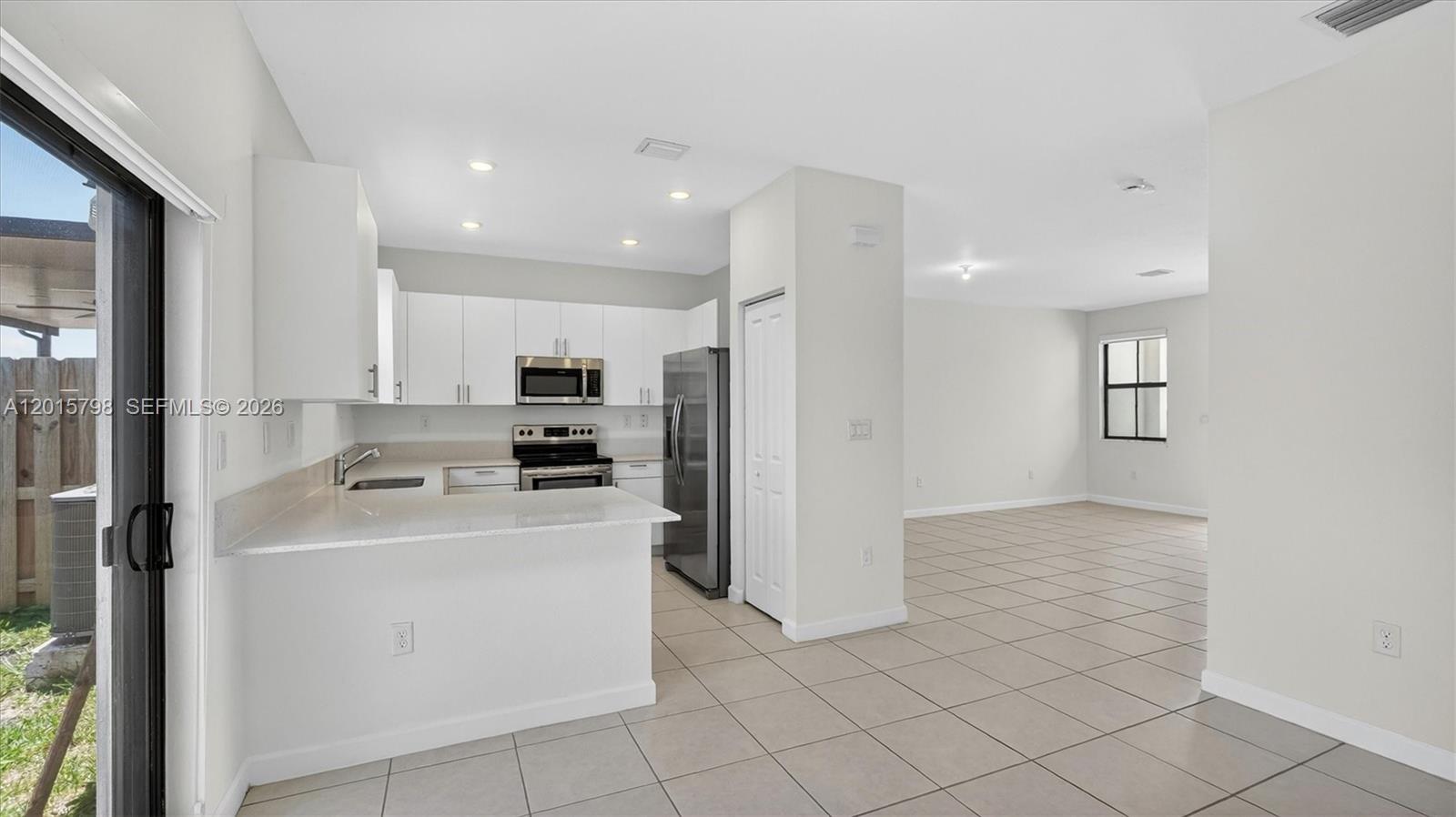 23029 3 / 3 1442 sq. ft. $ 2026-05-08 0 foto