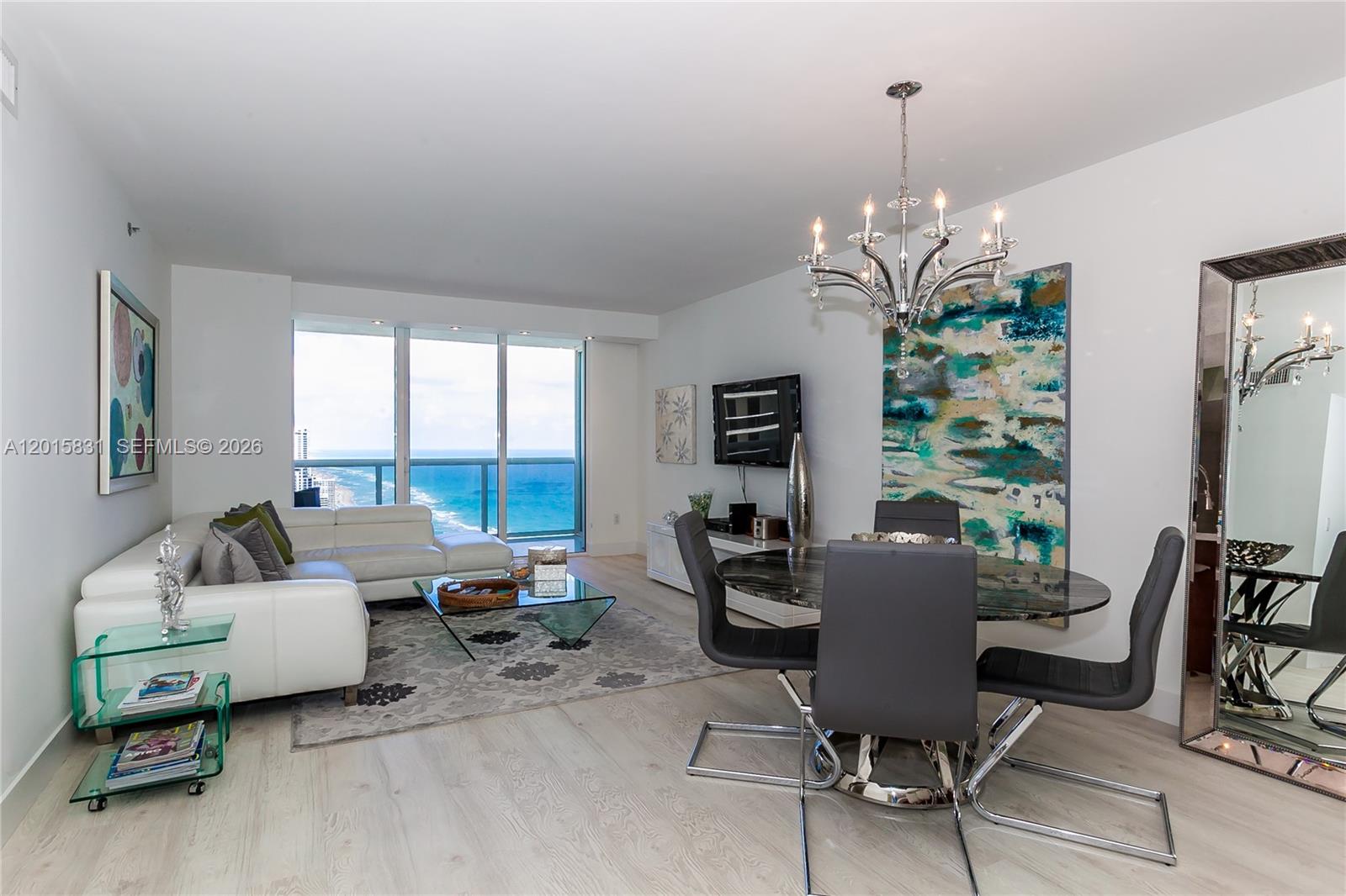 See details 3711 3 / 2 1554 sq. ft. $ 2026-05-08 0 Photo