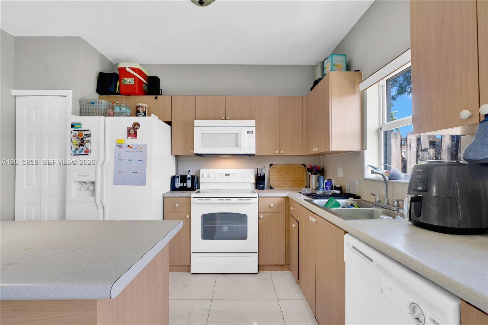 1660 3 / 3 1509 sq. ft. $ 2026-05-08 0 foto