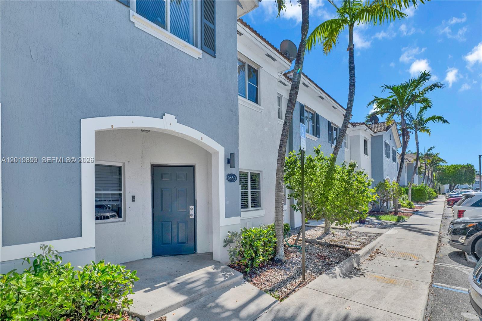 1660 3 / 3 1509 sq. ft. $ 2026-05-08 0 foto