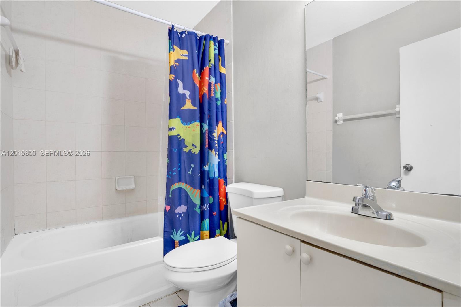1660 3 / 3 1509 sq. ft. $ 2026-05-08 0 foto