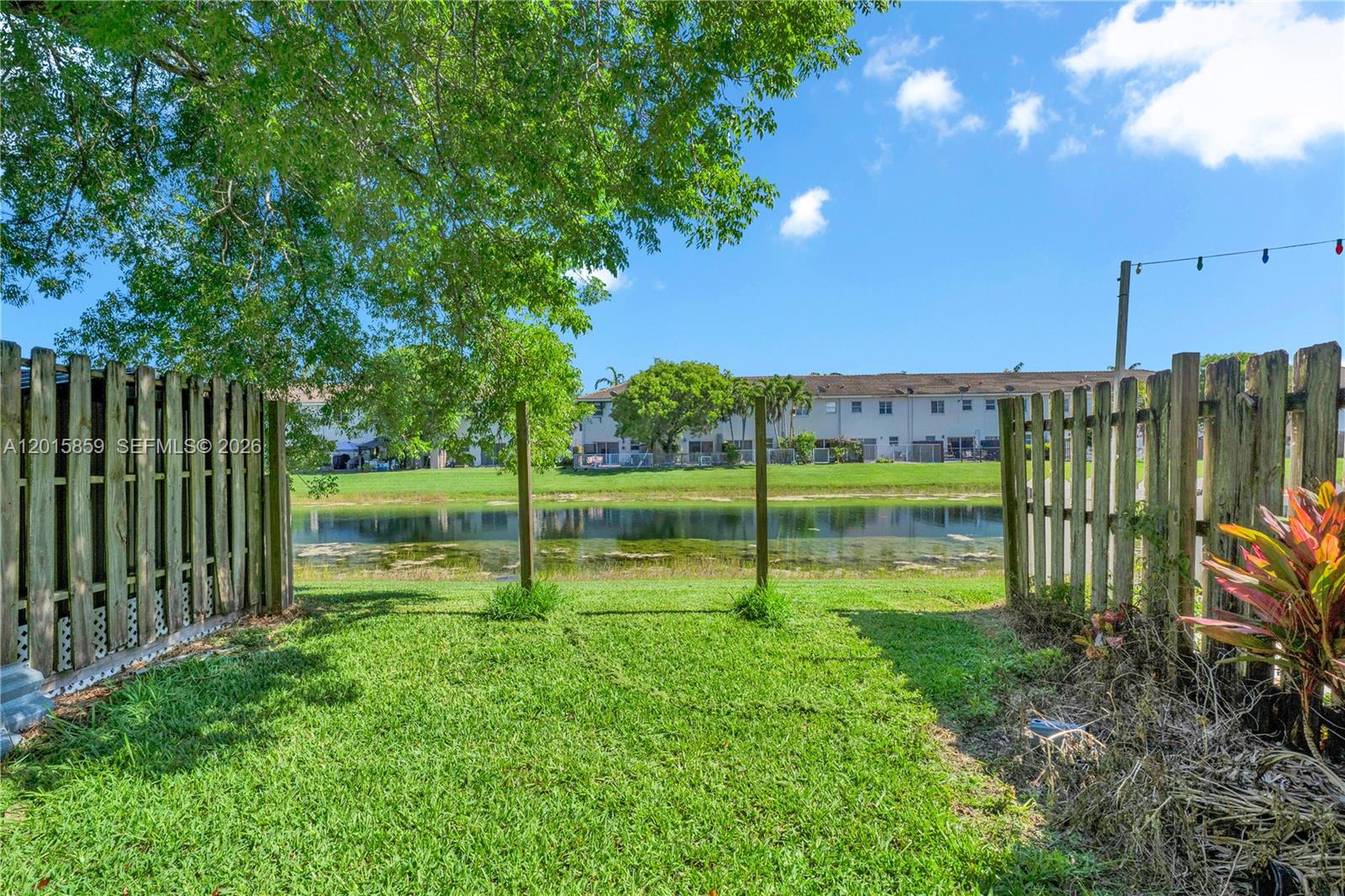 1660 3 / 3 1509 sq. ft. $ 2026-05-08 0 foto