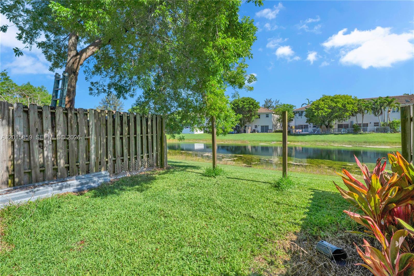 1660 3 / 3 1509 sq. ft. $ 2026-05-08 0 foto