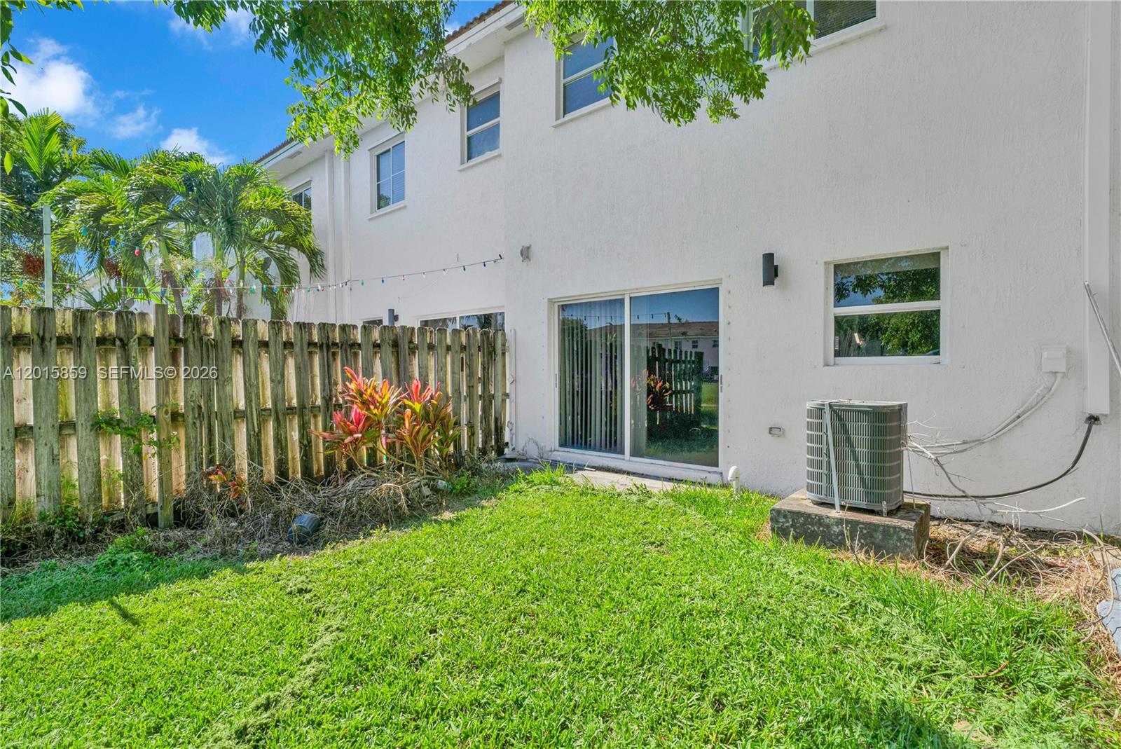 1660 3 / 3 1509 sq. ft. $ 2026-05-08 0 foto
