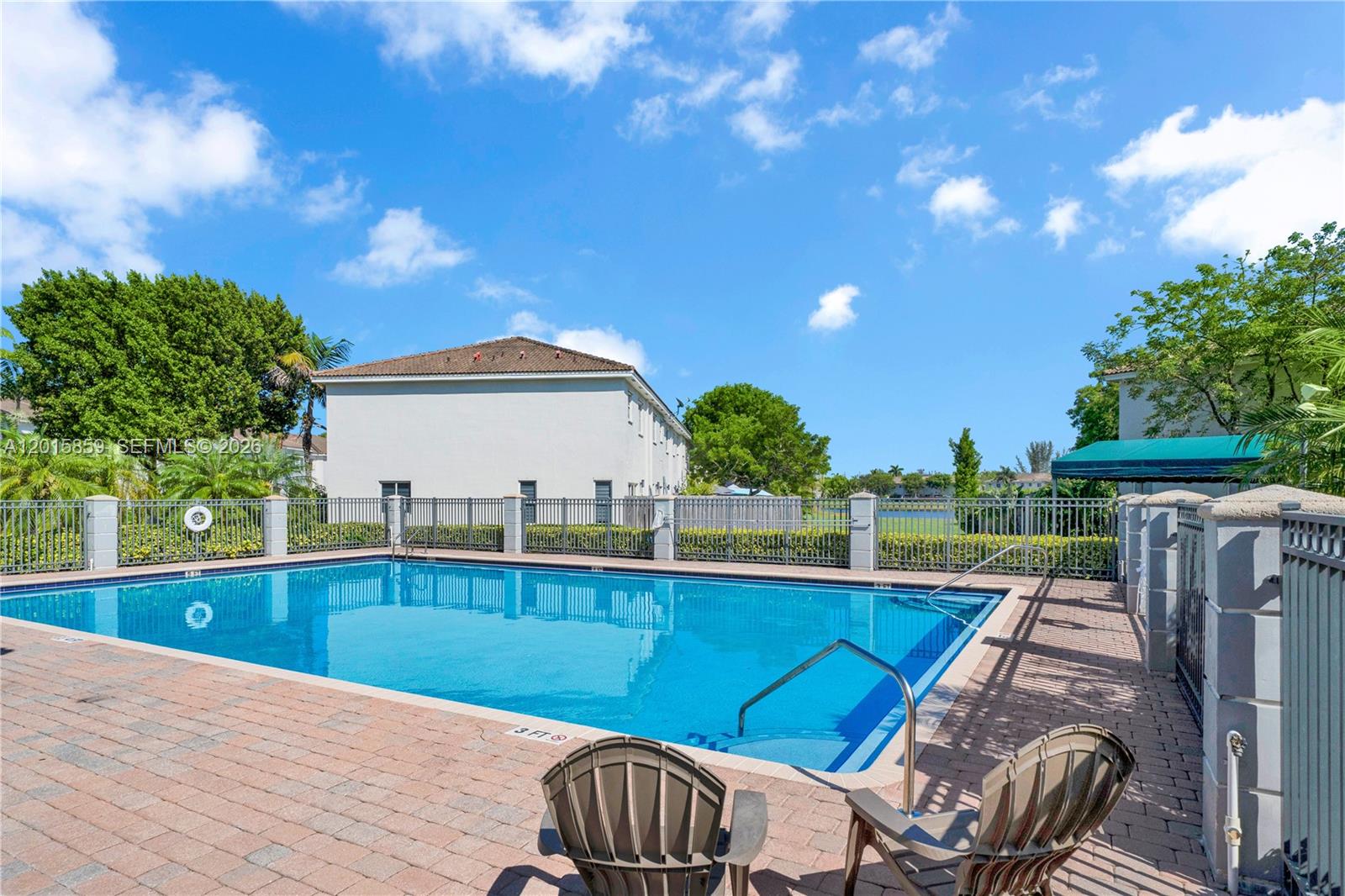1660 3 / 3 1509 sq. ft. $ 2026-05-08 0 foto