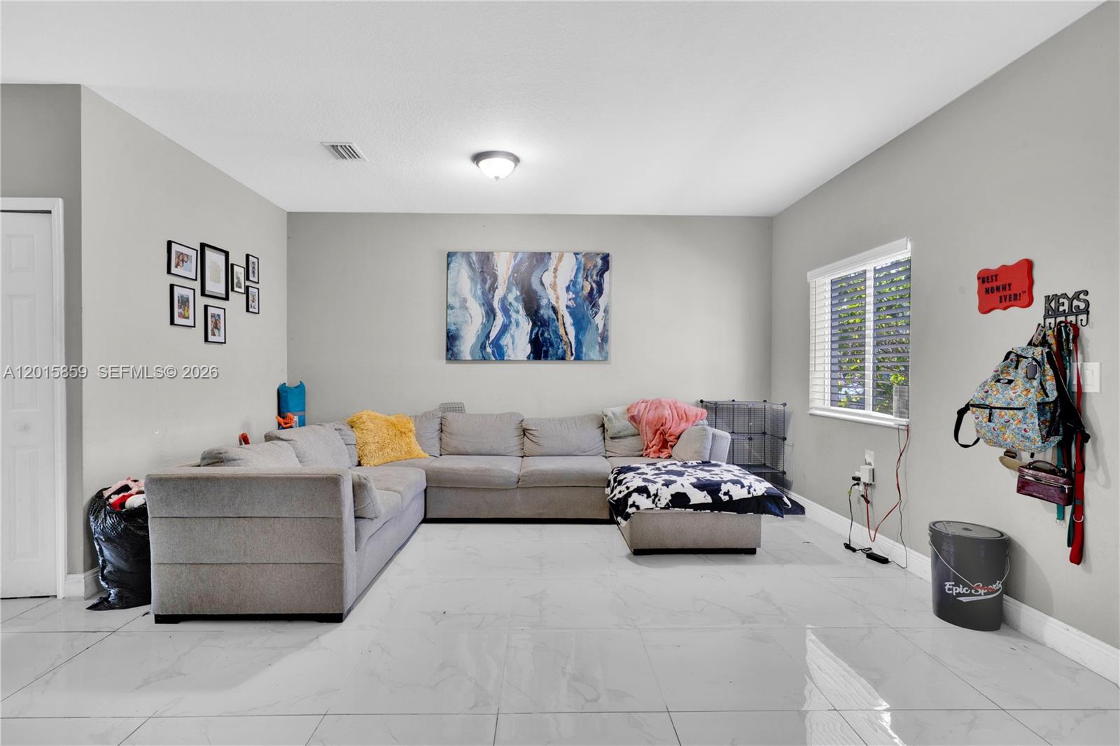1660 3 / 3 1509 sq. ft. $ 2026-05-08 0 foto