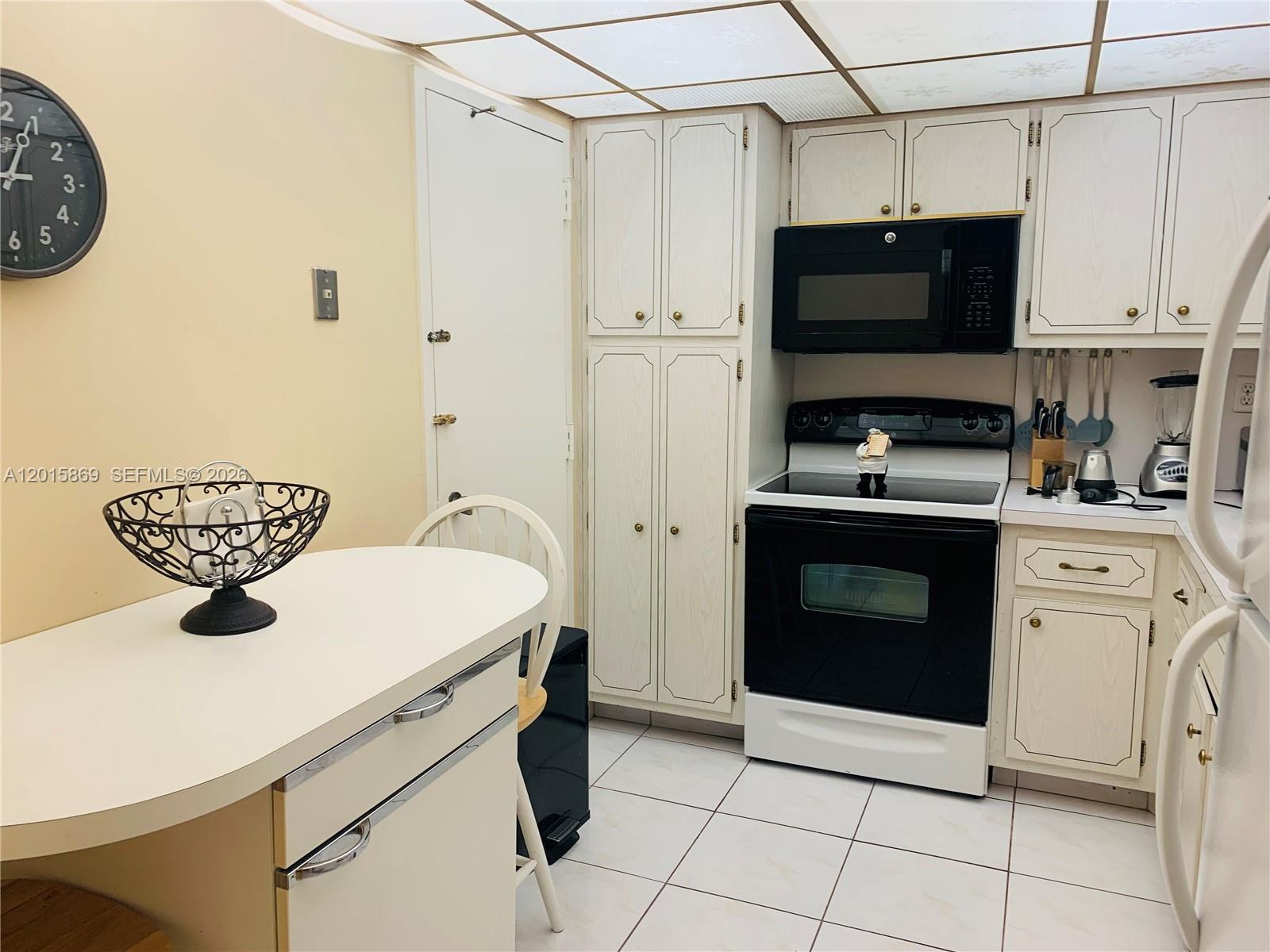 MZM 1 / 2 870 sq. ft. $ 2026-05-08 0 Photo