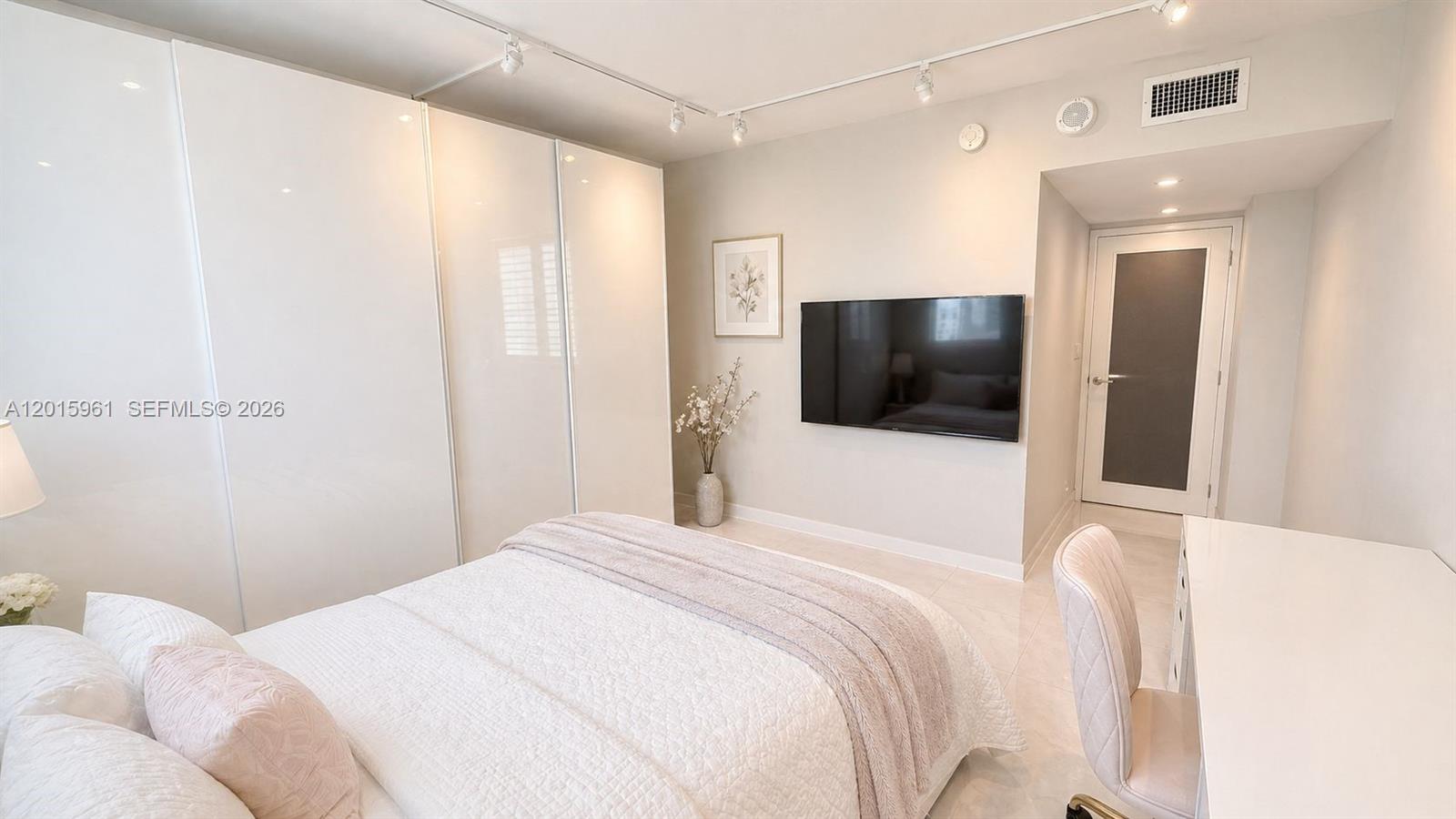 Photo of 19380 Collins Ave #402, Sunny Isles Beach, Florida, 33160 -