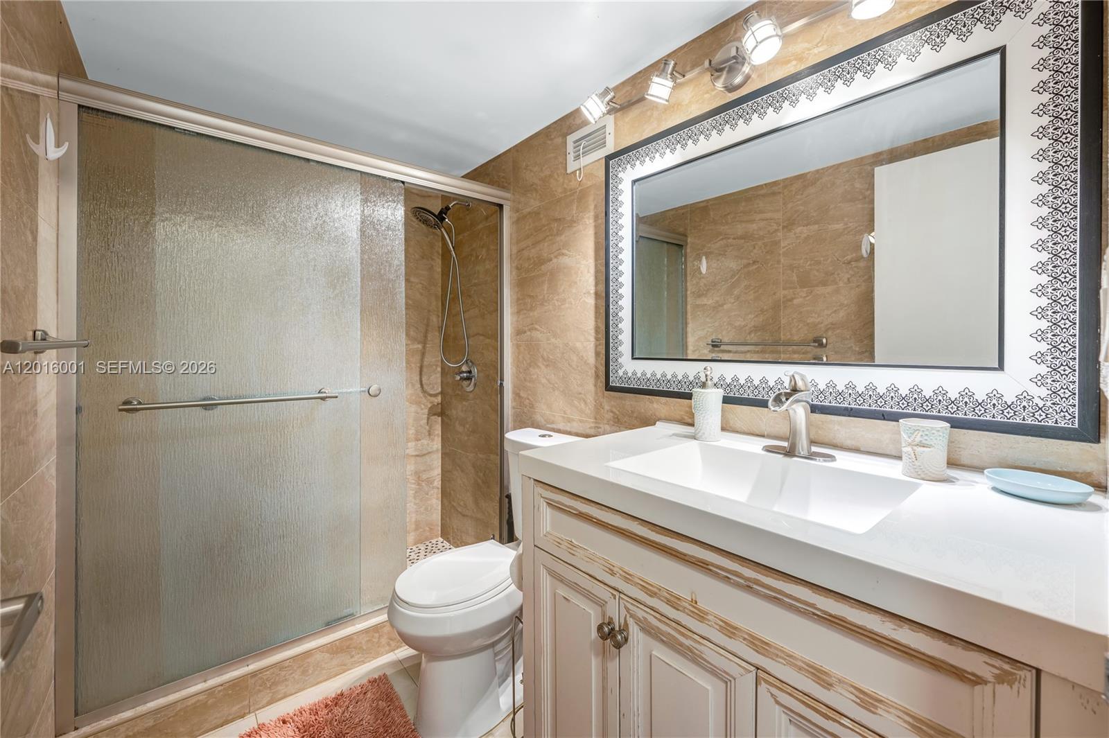 Photo of 3725 Ocean Dr  #1015, Hollywood, Florida, 33019 - 