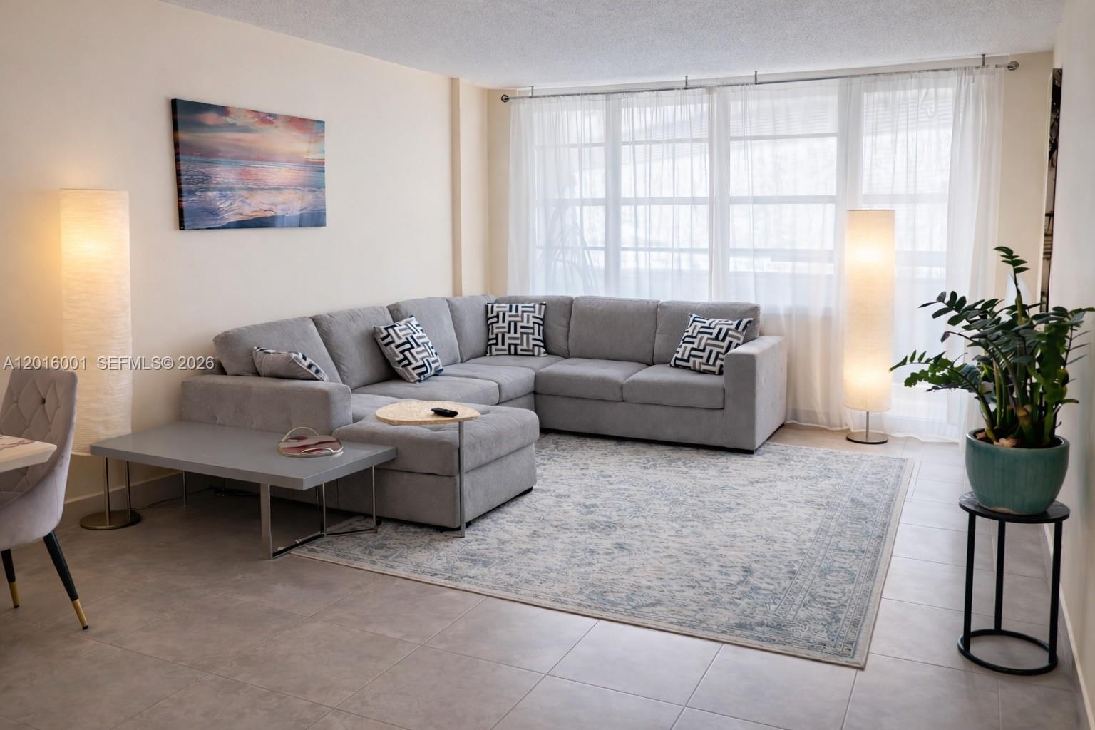 Photo of 3725 Ocean Dr  #1015, Hollywood, Florida, 33019 - 