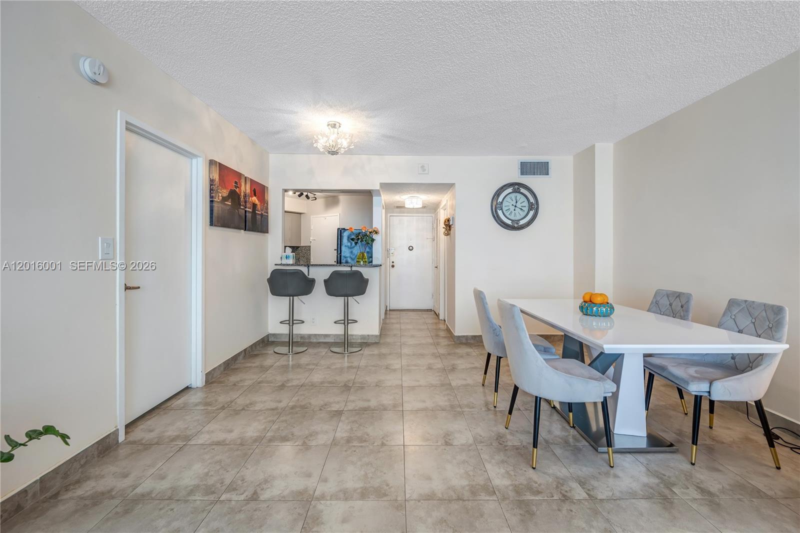 Photo of 3725 Ocean Dr  #1015, Hollywood, Florida, 33019 - 