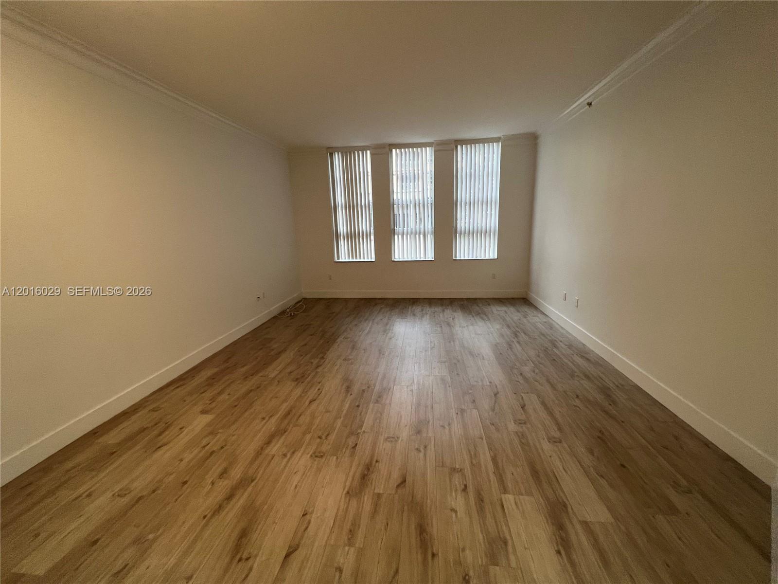 Photo of 3001 185th St  #122, Aventura, Florida, 33180 - 