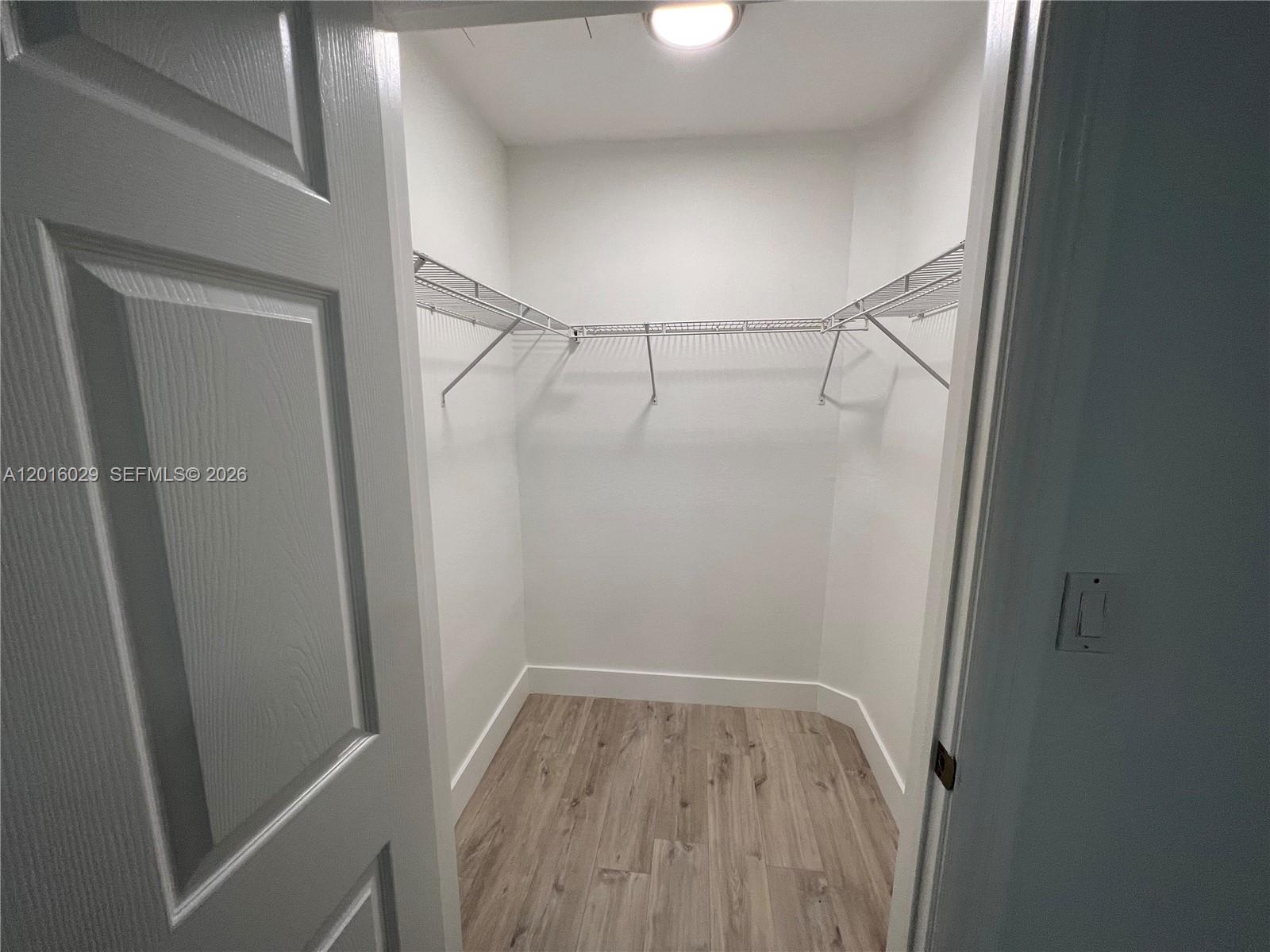 Photo of 3001 185th St  #122, Aventura, Florida, 33180 - 
