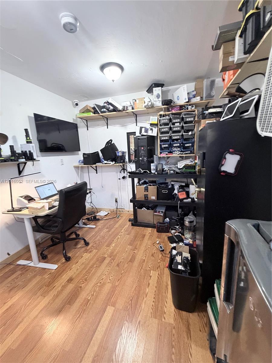 See details / sq. ft. $ 2026-05-09 0 Photo
