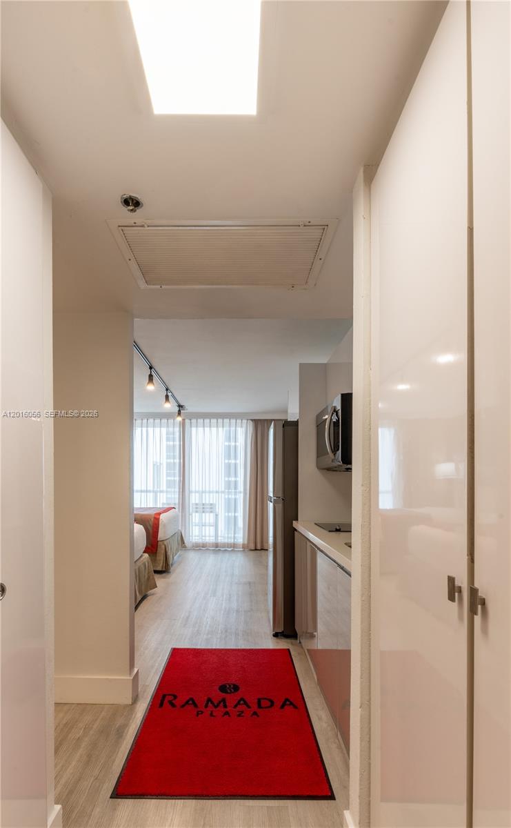 Photo of 19201 Collins Ave  #425, Sunny Isles Beach, Florida, 33160 - 