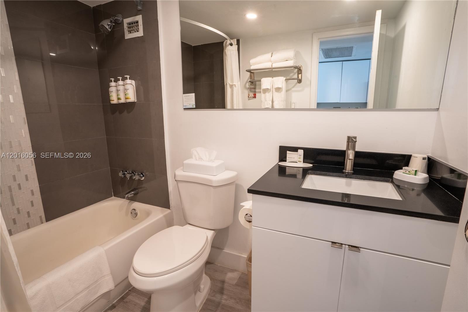 Photo of 19201 Collins Ave  #425, Sunny Isles Beach, Florida, 33160 - 