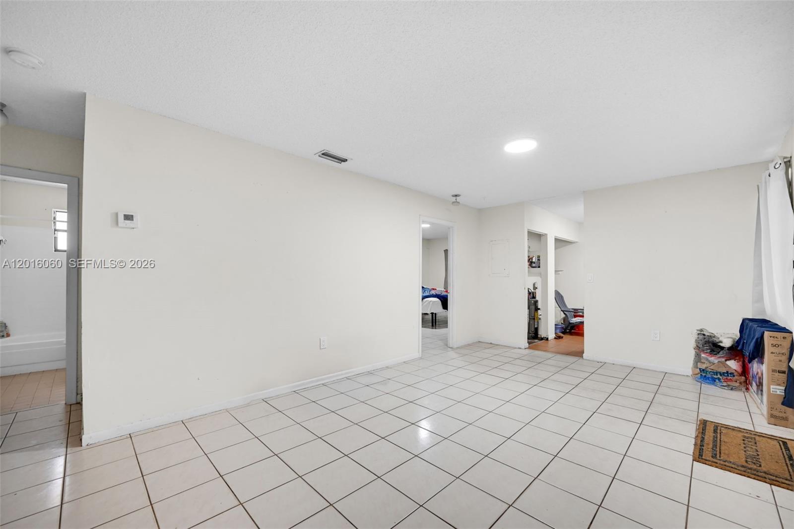 See details / 1969 sq. ft. $ 2026-05-09 0 Photo