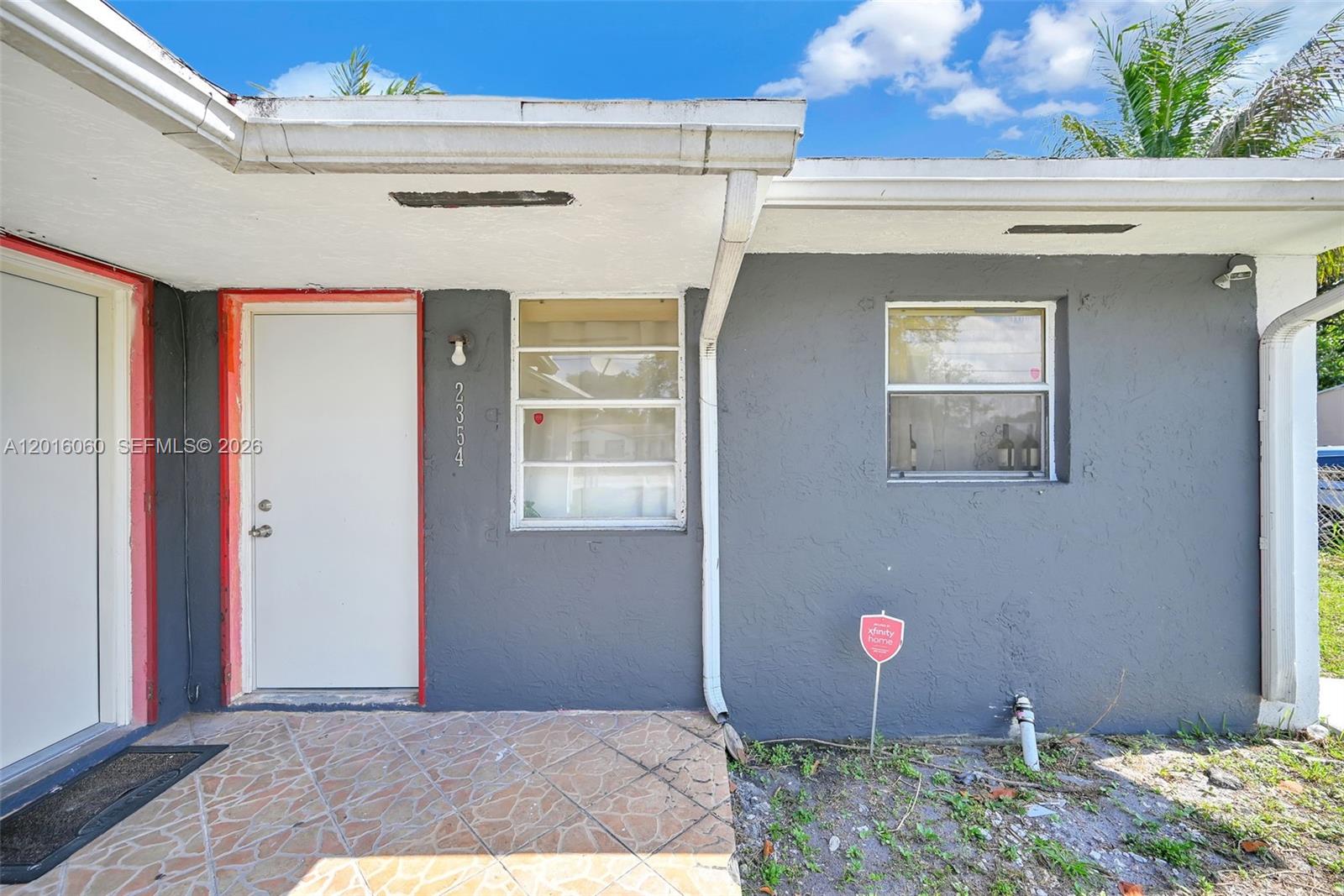 See details / 1969 sq. ft. $ 2026-05-09 0 Photo