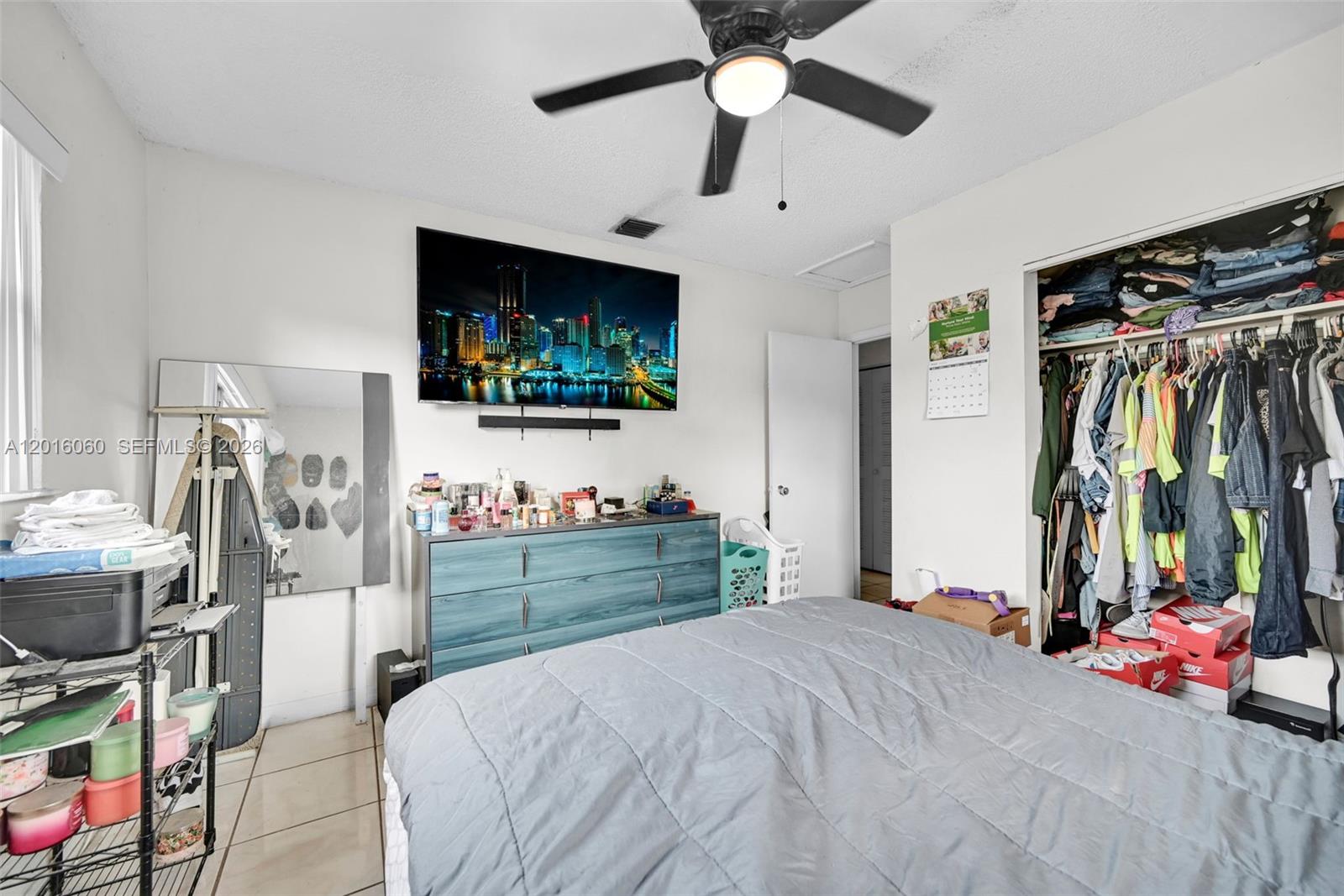 See details / 1969 sq. ft. $ 2026-05-09 0 Photo