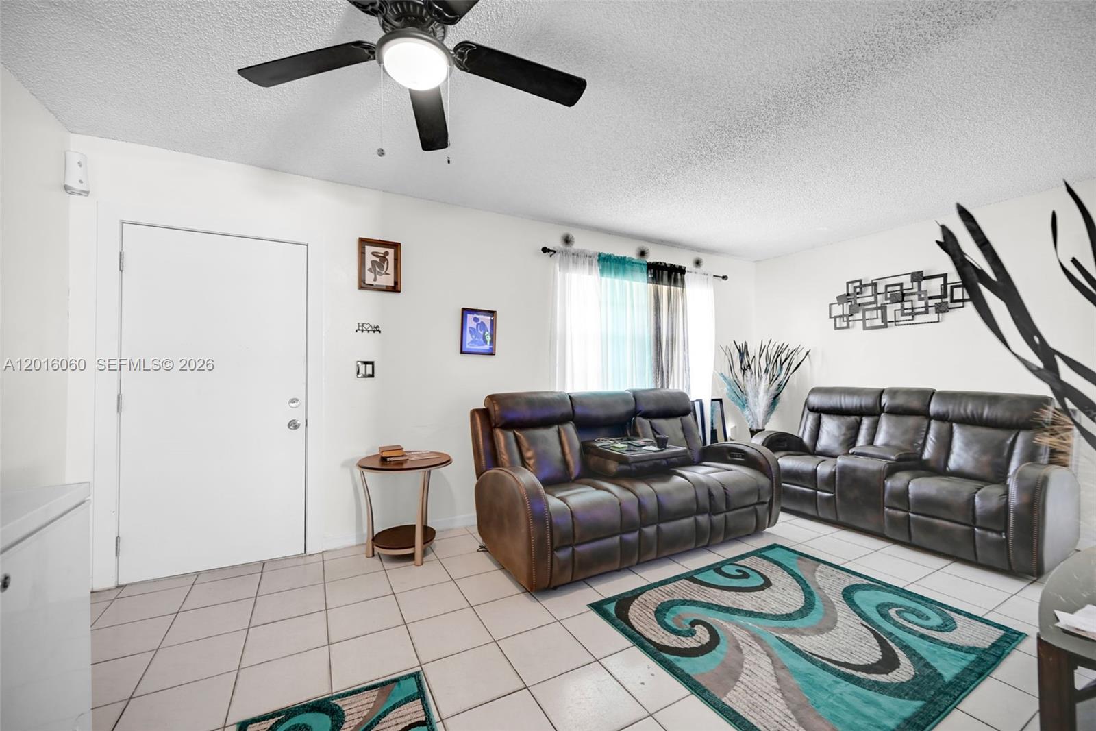 See details / 1969 sq. ft. $ 2026-05-09 0 Photo