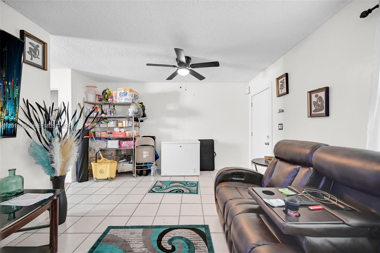 See details / 1969 sq. ft. $ 2026-05-09 0 Photo