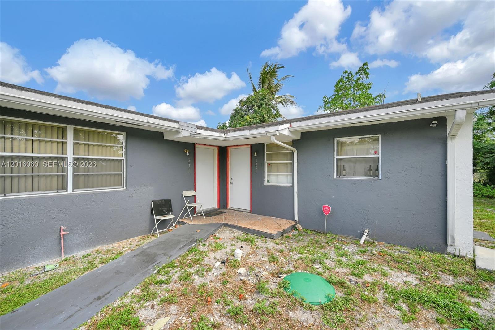 See details / 1969 sq. ft. $ 2026-05-09 0 Photo