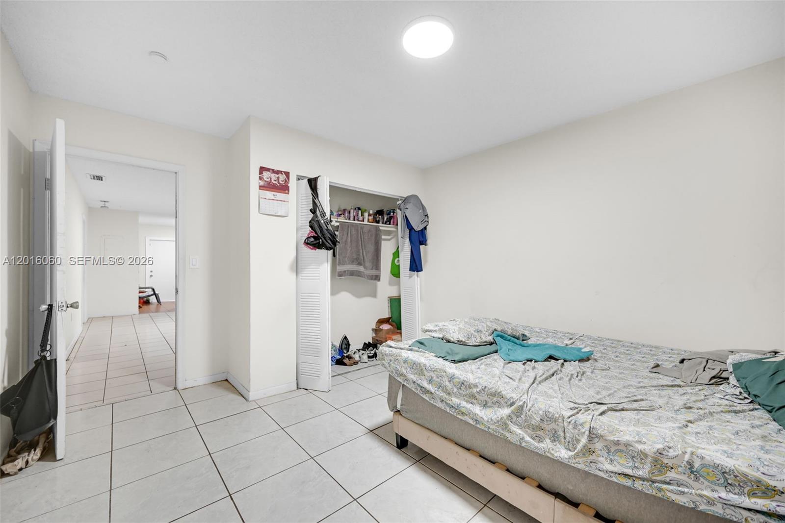 See details / 1969 sq. ft. $ 2026-05-09 0 Photo