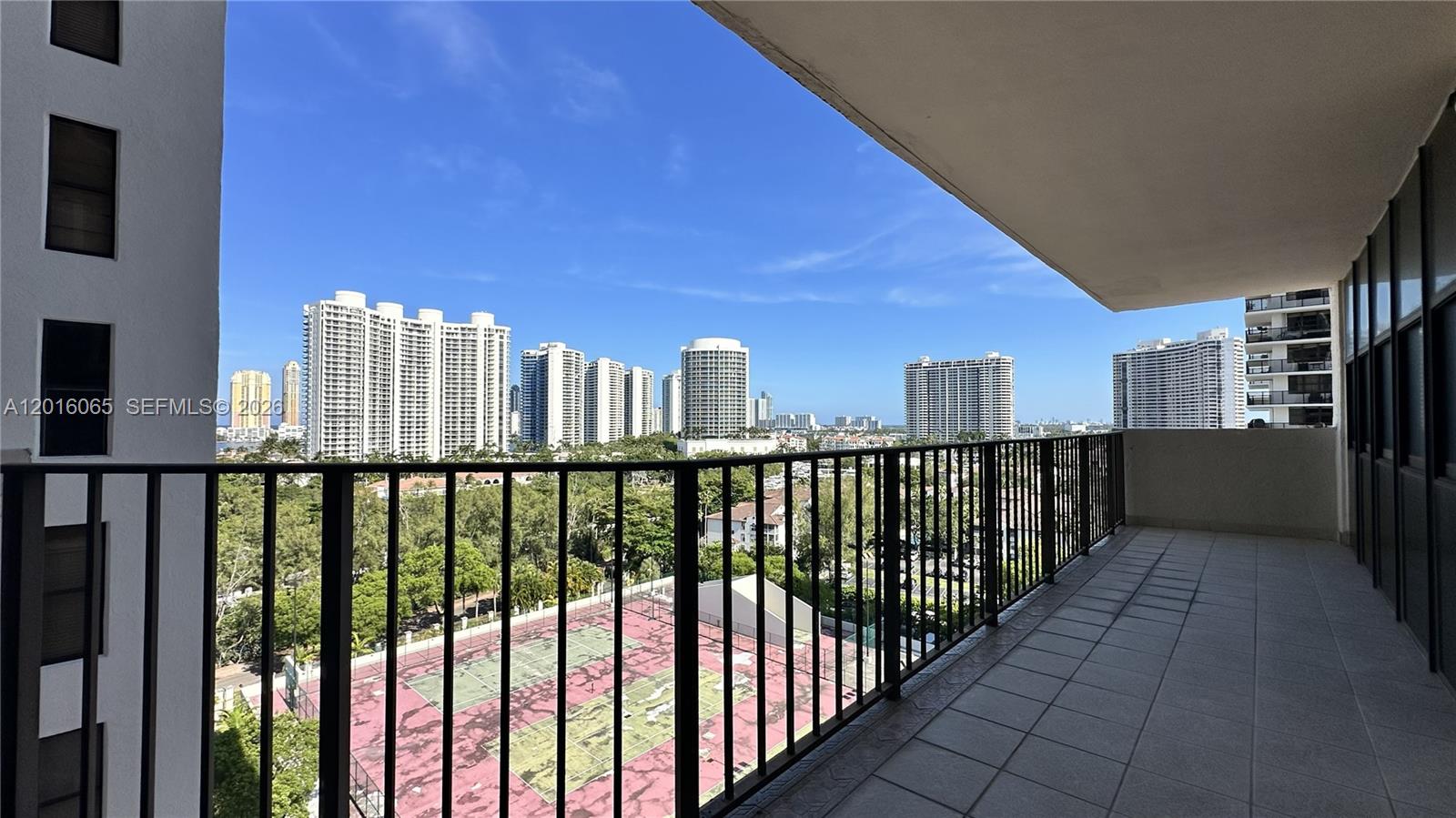 Photo of 18181 31st Ct  #1408, Aventura, Florida, 33160 - SE View
