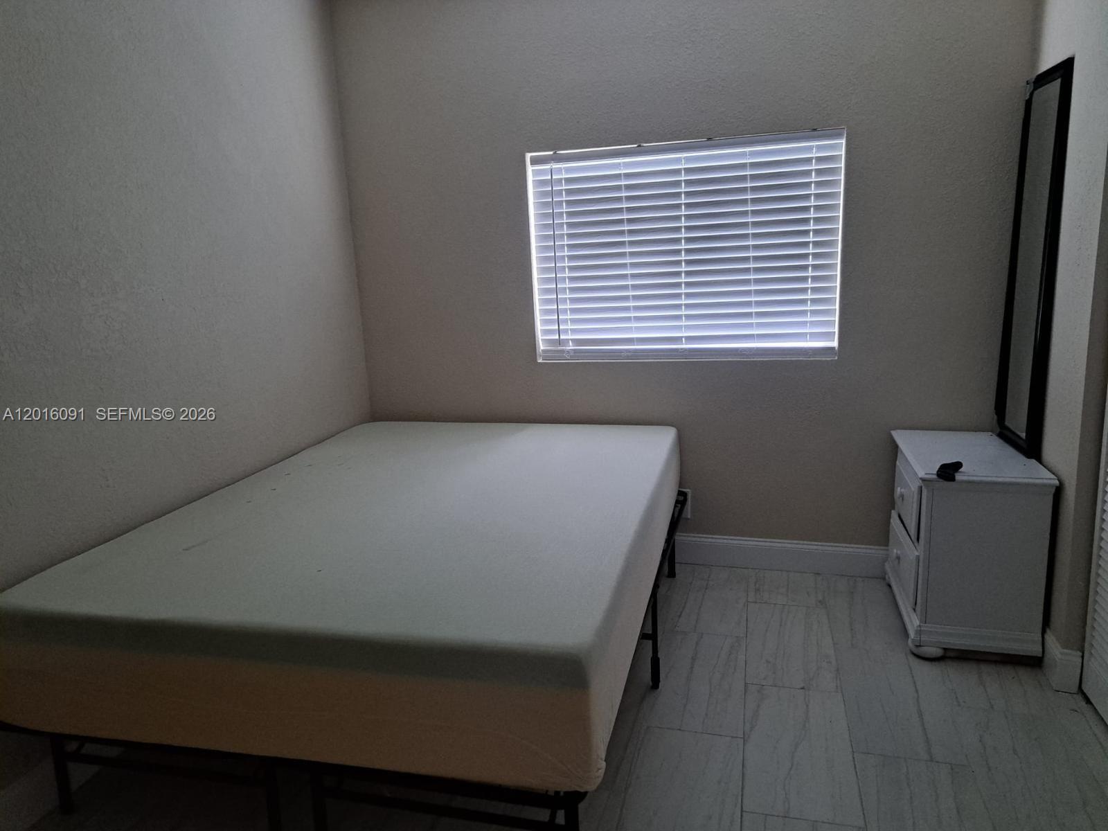 Ver detalles 311 3 / 2 1267 sq. ft. $ 2026-06-04 0 foto