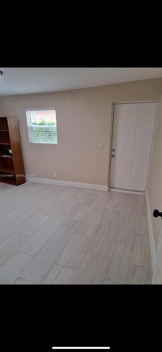 Ver detalles 311 3 / 2 1267 sq. ft. $ 2026-06-04 0 foto