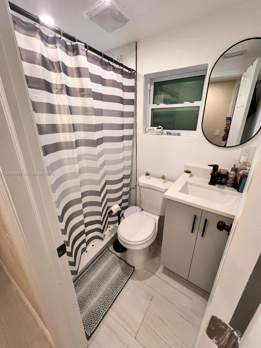 Ver detalles 311 3 / 2 1267 sq. ft. $ 2026-06-04 0 foto