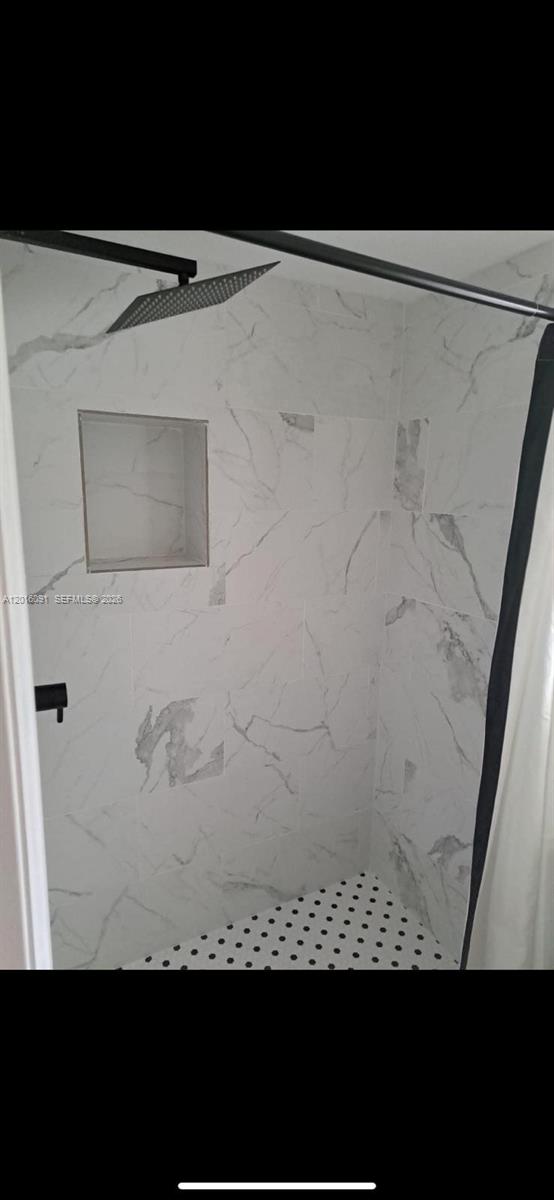 Ver detalles 311 3 / 2 1267 sq. ft. $ 2026-06-04 0 foto