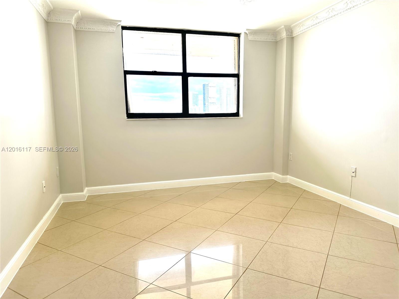 See details 2411 2 / 2 1507 sq. ft. $ 2026-05-09 0 Photo