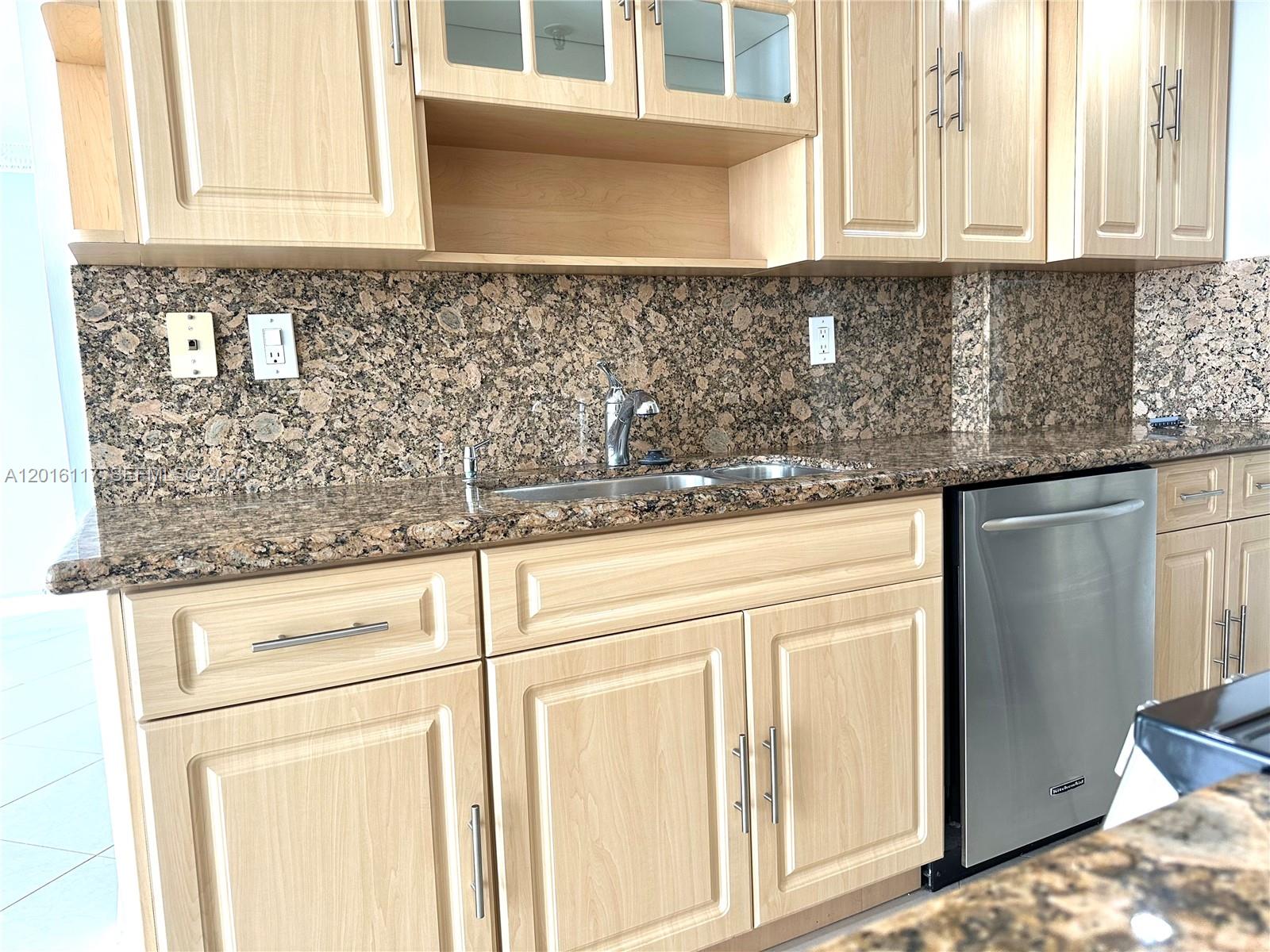 See details 2411 2 / 2 1507 sq. ft. $ 2026-05-09 0 Photo