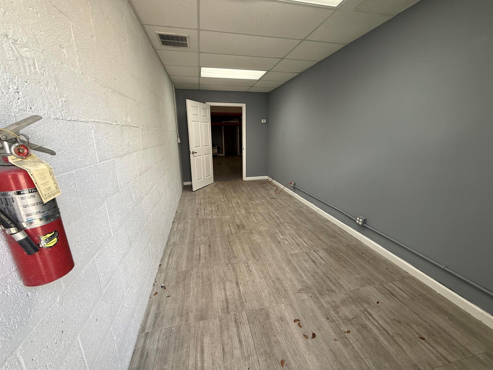 606  / 0  sq. ft. $ 2026-06-13 0 Photo